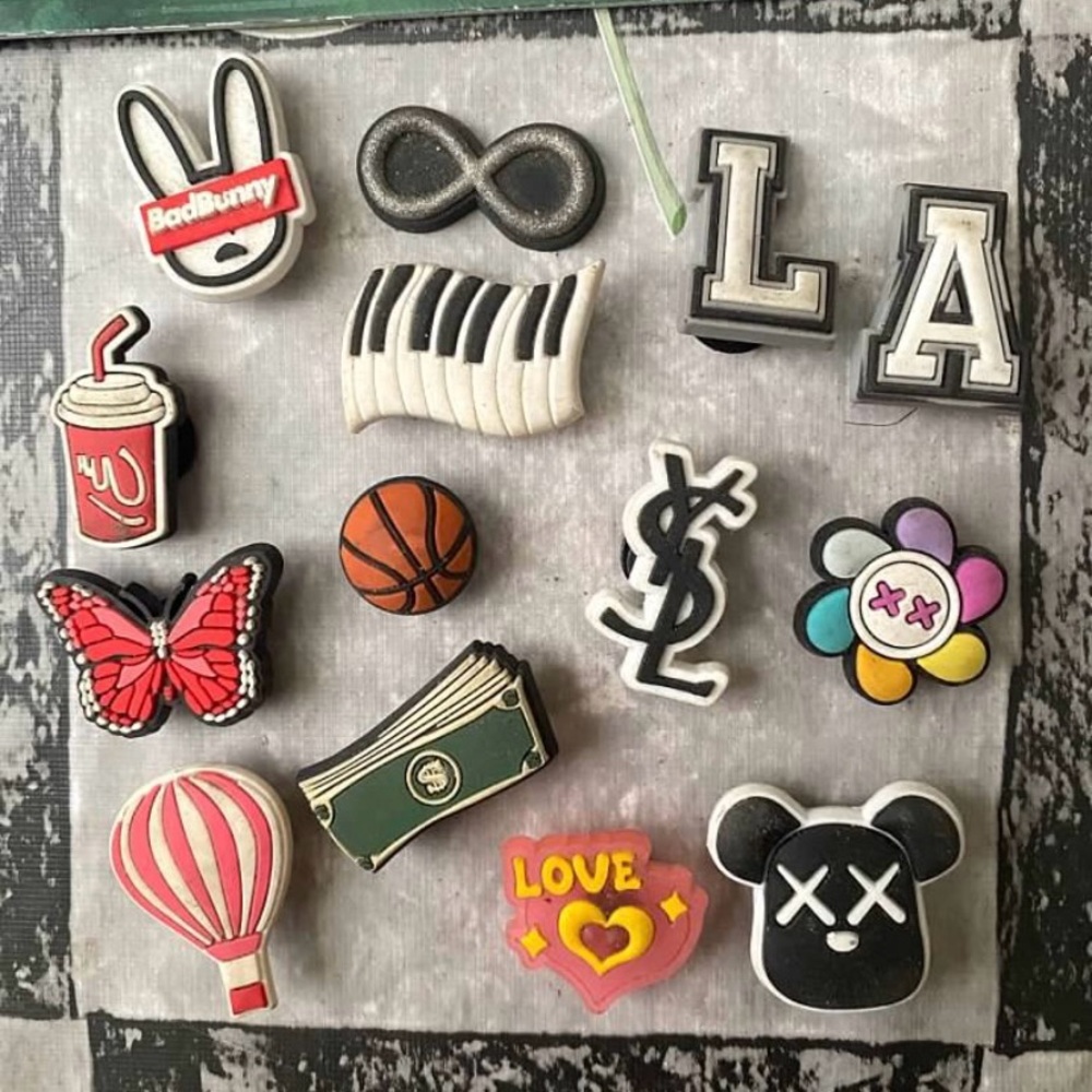 14 charms to use on shoes or summer bag all year round!